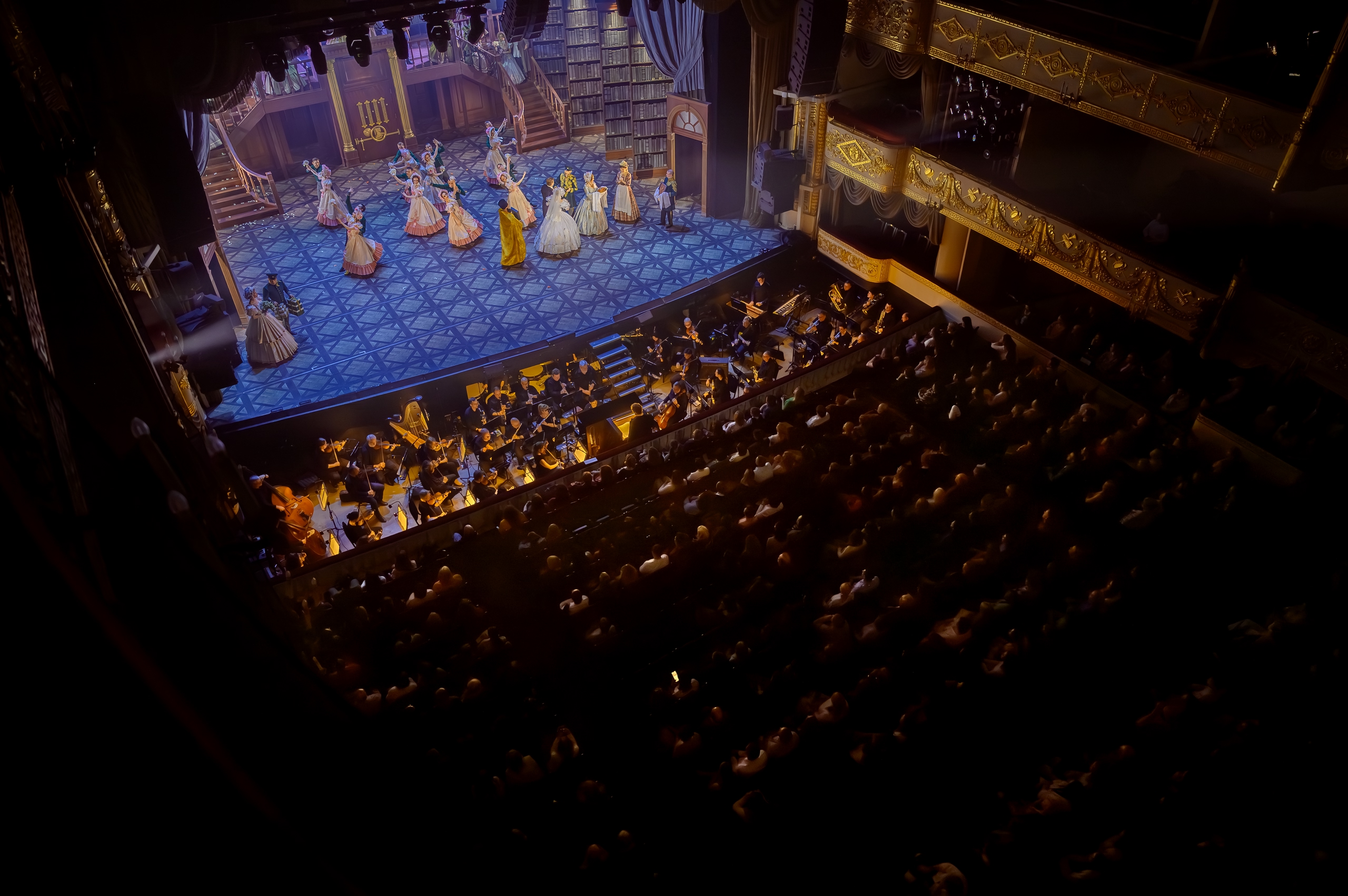 Призраки оперетты