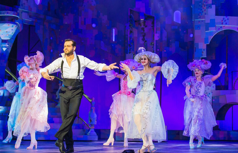 Собака на сене